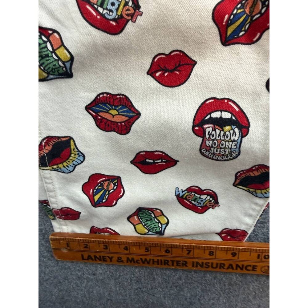 Wrangler High-Rise White Jeans with Red Lips Print - Picture 6 of 13